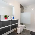 公寓 Luxurious With Large Terrace And Sea Views *