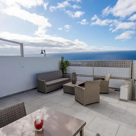 Luxurious With Large Terrace And Sea Views アパート Tabaiba
